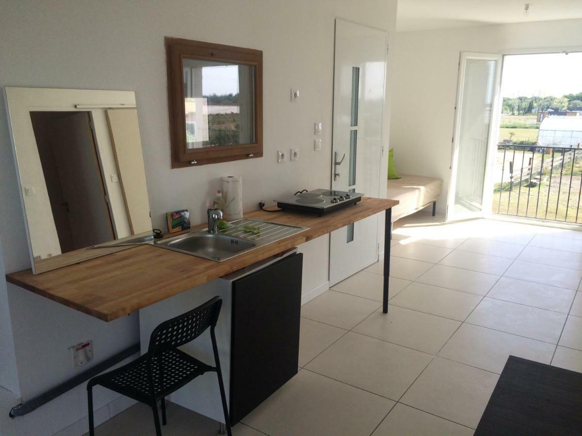 En Camargue Apartment Salin-de-Giraud Exterior photo
