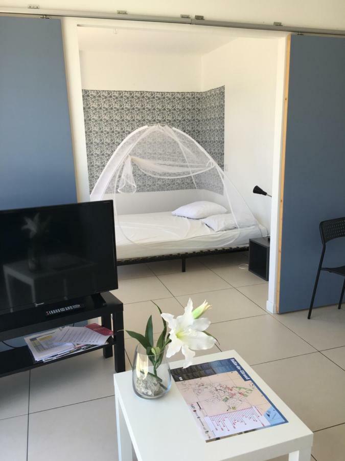 En Camargue Apartment Salin-de-Giraud Exterior photo